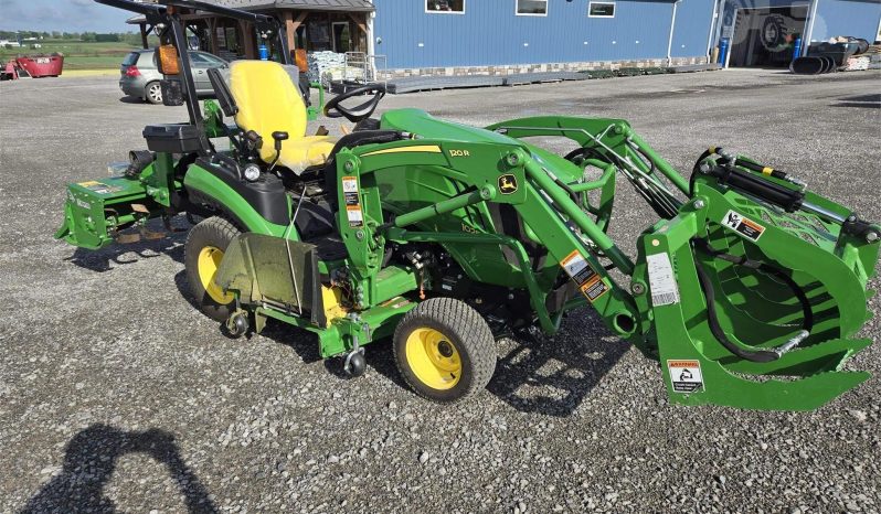 
								2020 JOHN DEERE 1025R Full Package full									