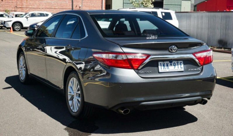 
								2017 Toyota Camry ASV50R Atara SL Grey full									