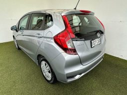 
										2019 Honda Jazz GF MY19 VTi Silver full									