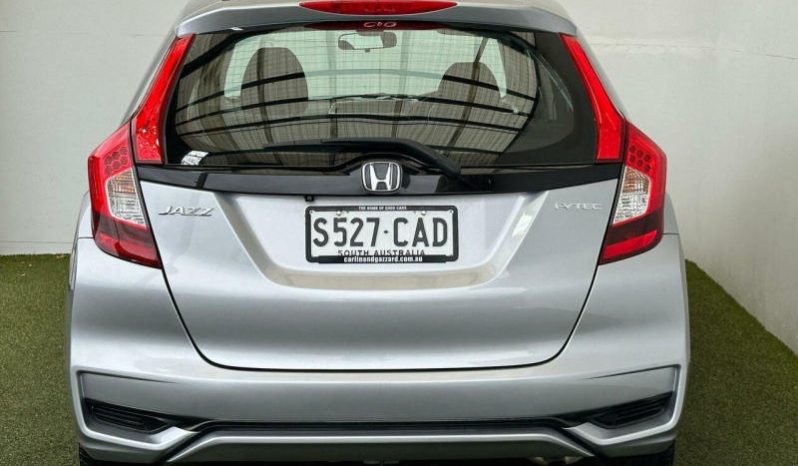 
								2019 Honda Jazz GF MY19 VTi Silver full									