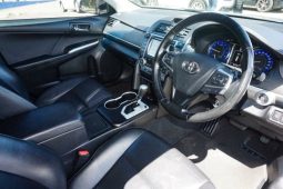 
										2017 Toyota Camry ASV50R Atara SL Grey full									