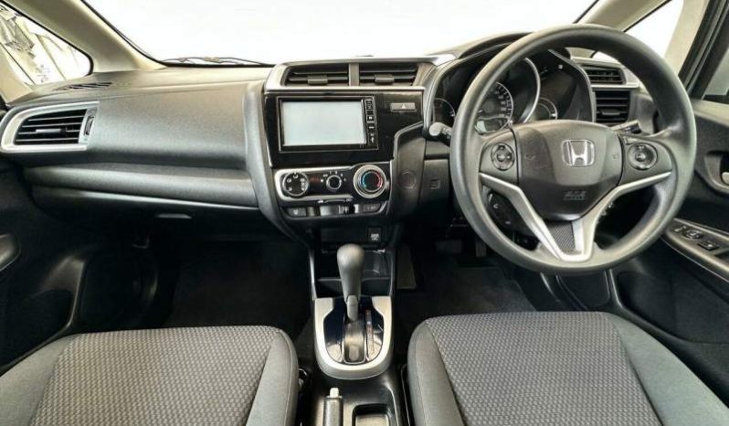 
								2019 Honda Jazz GF MY19 VTi Silver full									